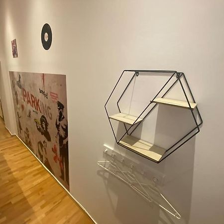 Апартаменты Cozy Appartm With + Airport/City Center Connection Вена Экстерьер фото